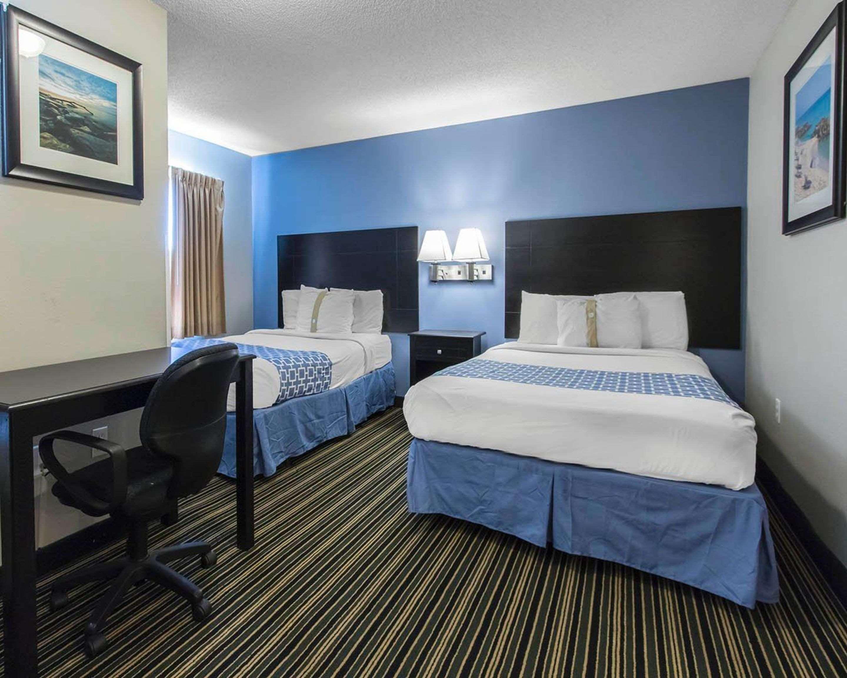 Suburban Extended Stay Hotel Naval Base Area Warrington Extérieur photo