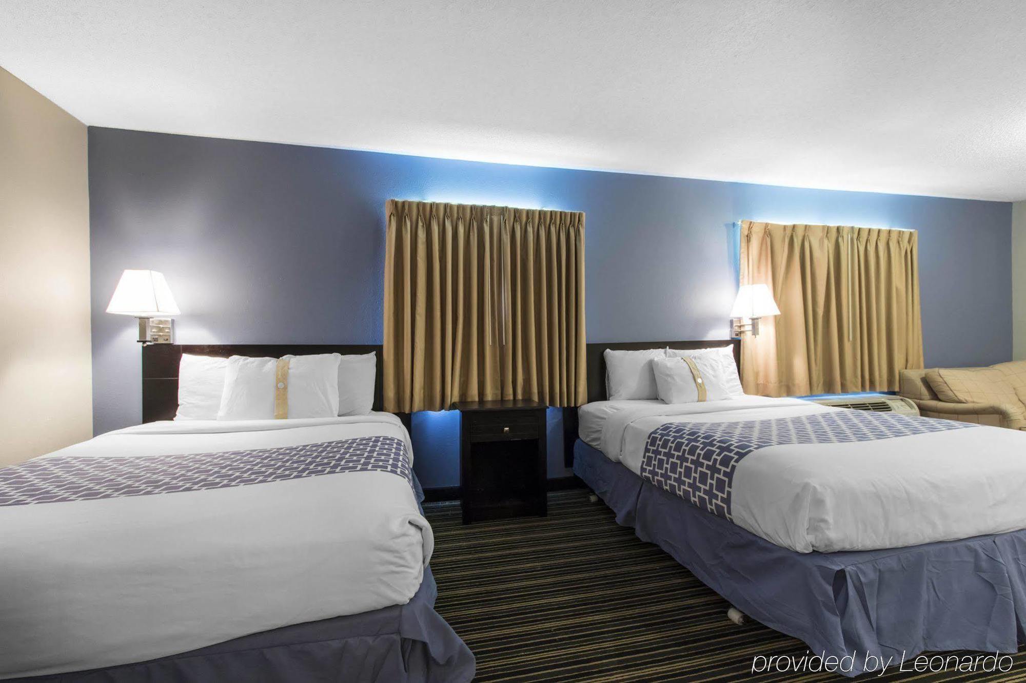 Suburban Extended Stay Hotel Naval Base Area Warrington Extérieur photo